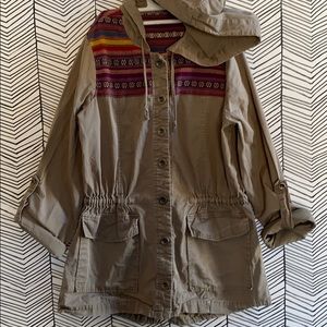 Fully adjustable lightweight jacket!